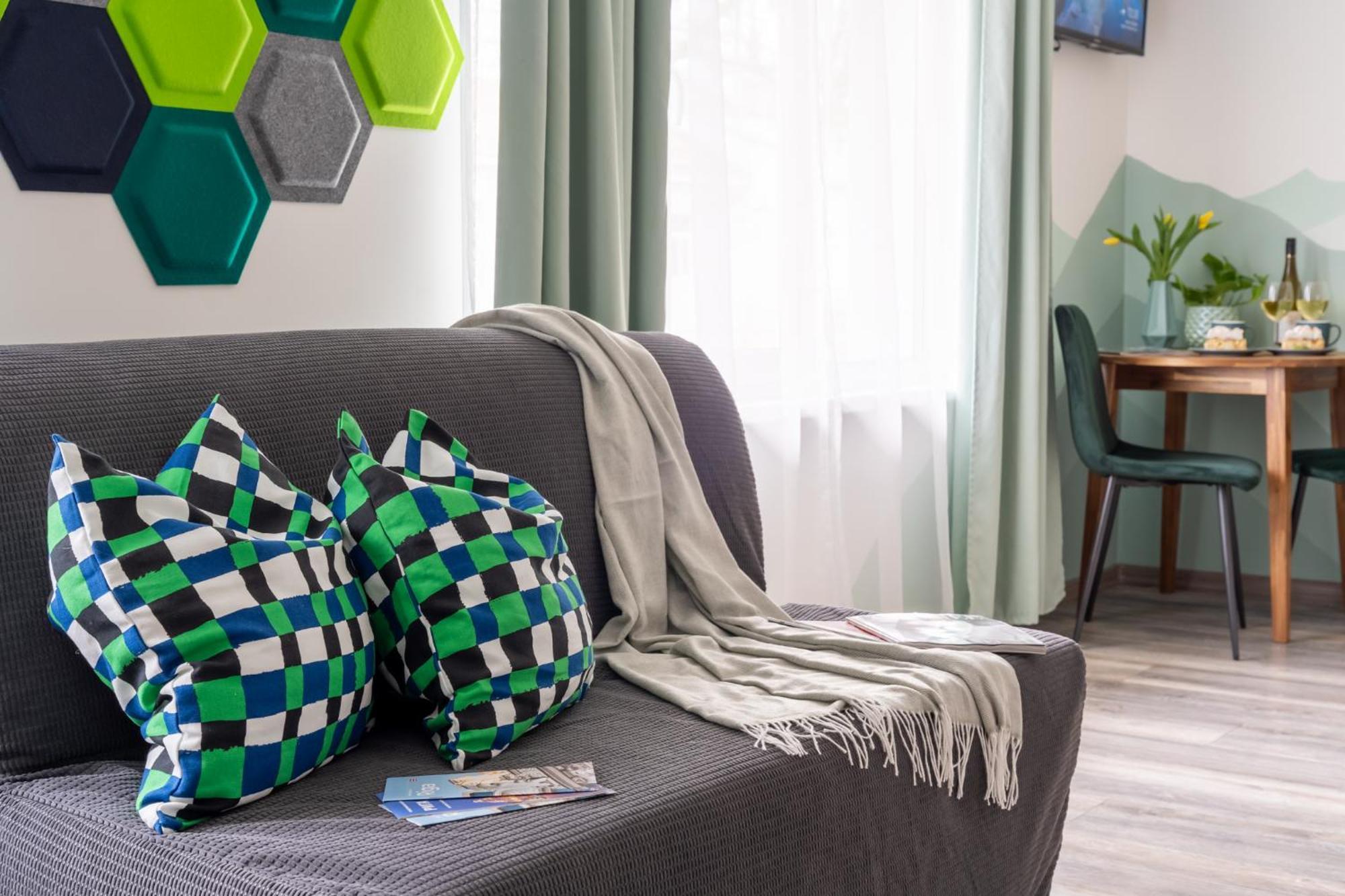 Green Garden & Private Parking Apartments With Playground Рига Екстериор снимка