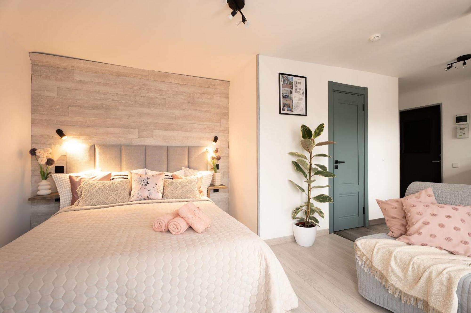 Green Garden & Private Parking Apartments With Playground Рига Екстериор снимка